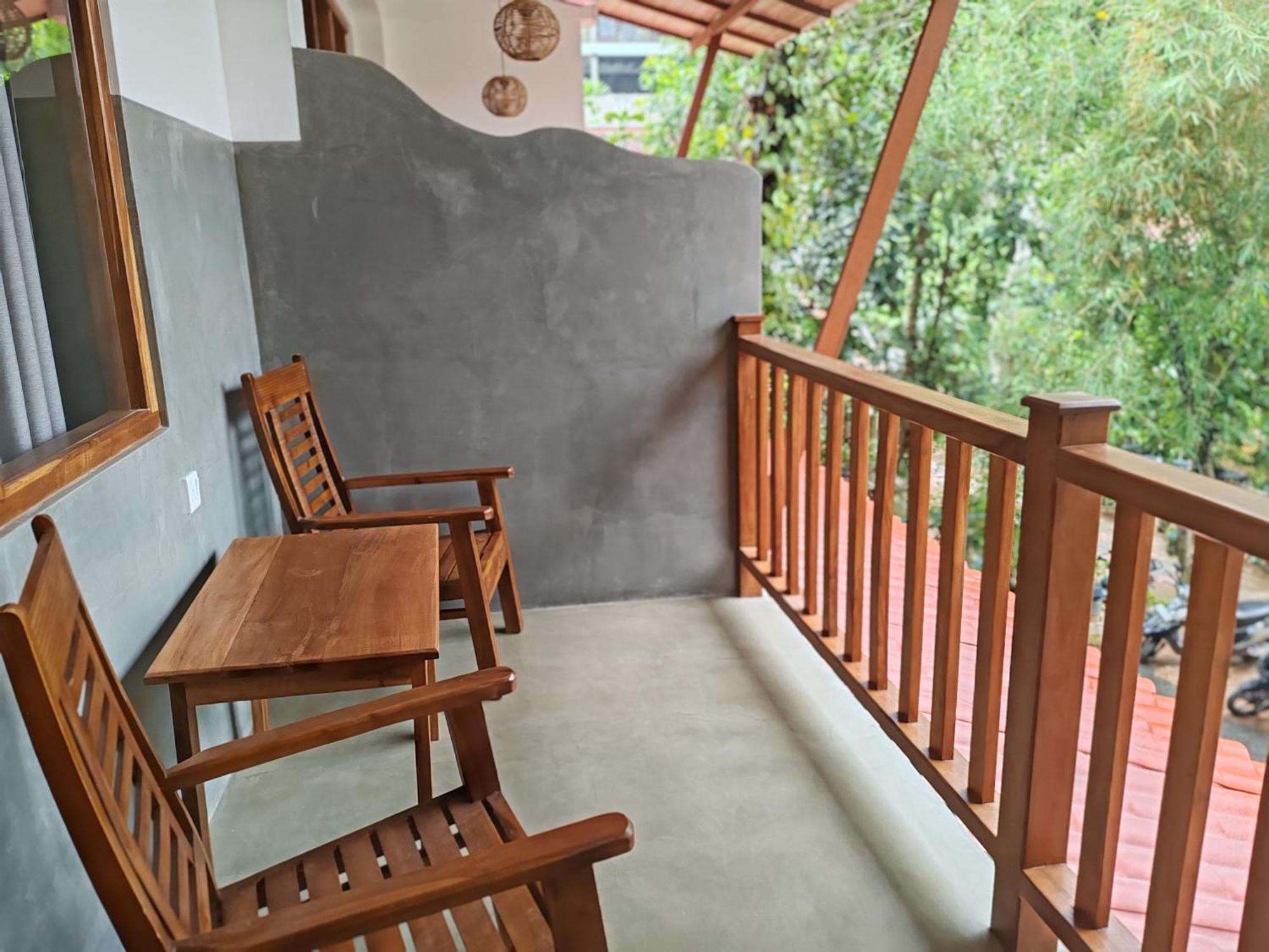 The Jungle View Hotel Mirissa Room photo